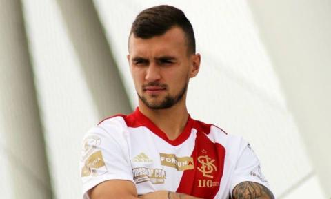 Maksymilian Rozwandowicz to podstawowy piłkarz ŁKS Życie Pabianic