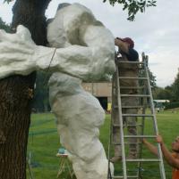 Renowacja rzeźb Tomasza Koclęgi Życie Pabianic