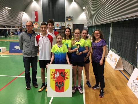 Badmintonistki z SP 3 były bliskie medalu w Białymstoku Życie Pabianic