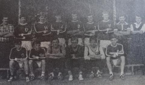Piłkarze ręczni w 1981 roku wywalczyli awans do II ligi Życie Pabianic