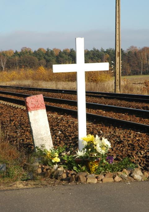 Tragiczne wypadki na torach w Pabianicach, PKP, pociągi PKP, śmiertelne wypadki, katastrofa kolejowa, dziennikarz Roman Kubiak