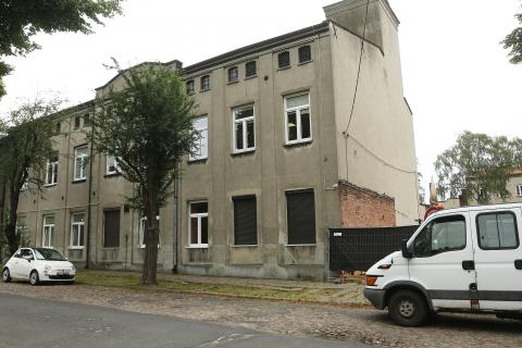 Groźba katastrofy budowlanej: Urzędnicy opuścili budynek przy ulicy Narutowicza Życie Pabianic