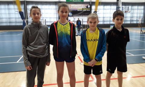 Badmintoniści Korony zdobyli pięć medali Życie Pabianic