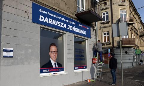 Biuro poselskie Dariusza Jońskiego pomaga  Życie Pabianic