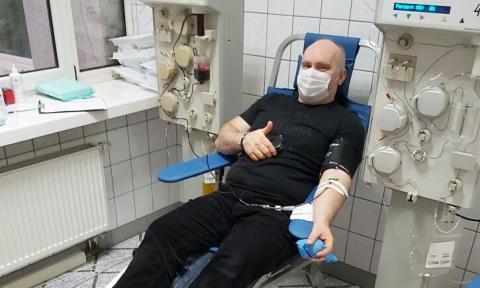 Wojciech Czestkowski oddaje krew