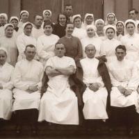 Lekarze i pielęgniarki szpitala miejskiego w Pabianicach