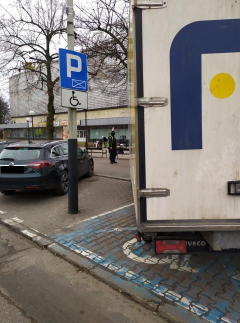 Drogie parkowanie przy ul. Zamkowej