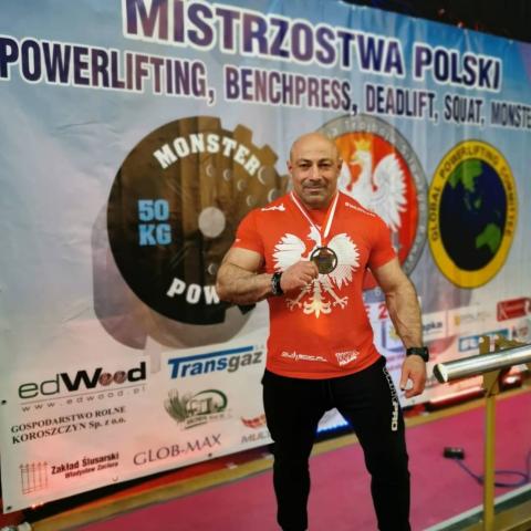 Hovhannes Yazichyan wywalczył kolejne medale w trójboju siłowym Życie Pabianic