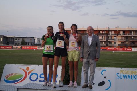 Kinga Królik młodzieżową mistrzynią Polski w biegu na 3.000 metrów z przeszkodami Życie Pabianic