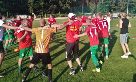 Iskra Dobroń wygrała trzeci mecz w lidze okręgowej Życie Pabianic