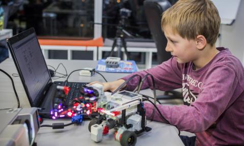 Programowanie i robotyka dla dzieci Życie Pabianic