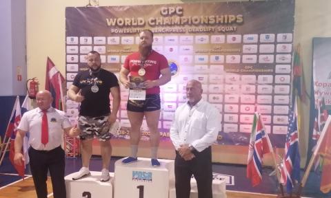 W Pabianicach rozpoczęły się mistrzostwa świata federacji GPC w trójboju siłowym Życie Pabianic