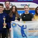 Badmintoniści Korony na turnieju w Suchedniowie Życie Pabianic