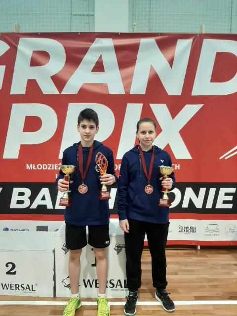 Badmintoniści Korony Szymon Gwiazda i Anna Ciężka wrócili z Grand Prix ze złotymi medalami Życie Pabianic