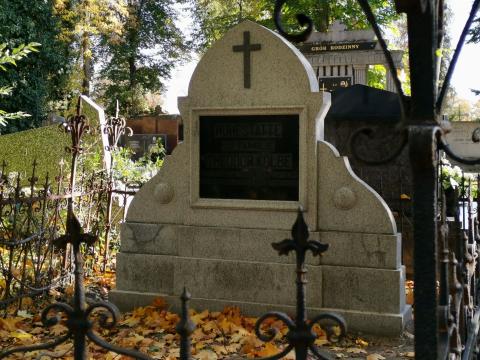 Pomnik rodziny Kolbe na cmentarzu ewangelickim