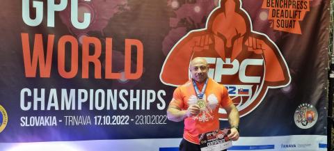Hovhannes Yazichyan w słowackiej Trnavie sięgnął po tytuł mistrza świata Życie Pabianic