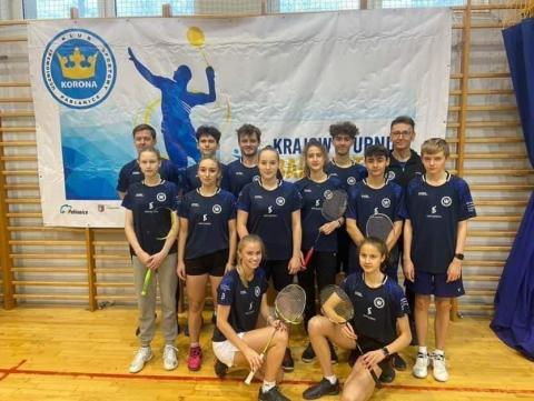 Drużyna badmintonistów Korony Pabianice dzielnie radzi sobie w rozgrywkach I ligi Życie Pabianic
