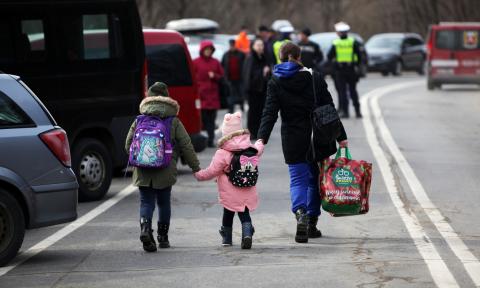 Przejście graniczne w Hrebennem. Ukraińcy uciekają do Polski przed wojną Życie Pabianic