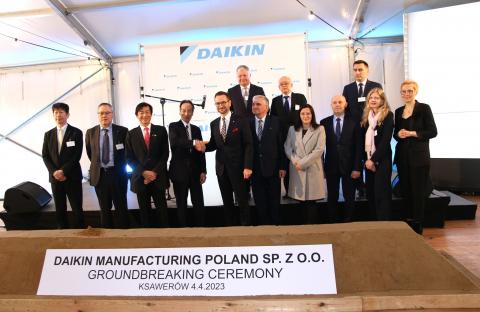 Uroczyste rozpoczęcie budowy fabryki Daikin w Ksawerowie Życie Pabianic
