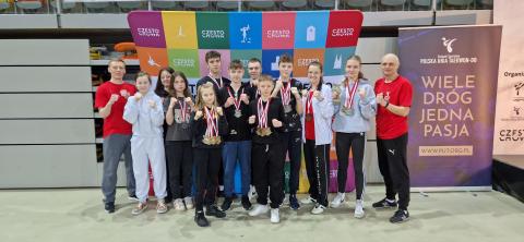 Zawodnicy Azji Pabianice wywalczyli 29 medali w mistrzostwach Polski w taekwon-do Życie Pabianic