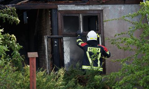 Ul.Zagajnikowa:strażacy znaleźli zwęglone zwłoki mężczyzny  Życie Pabianic