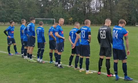 Piłkarze GKS Ksawerów pokonali lidera klasy okręgowej ŁKS III Łódź Życie Pabianic