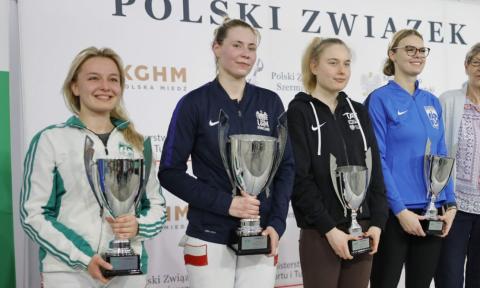 Florecistka z Pabianic Julia Walczyk (druga z lewej) znów wygrała zawody Pucharu Polski Życie Pabianic