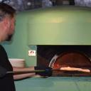 WOŚP 2023: Prezydenci Pabianic robili pizzę dla WOŚP Życie Pabianic