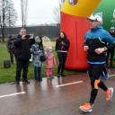 Wystartował! 42-letni Przemek Antczak przebiegnie 211 kilometrów w 5 dni