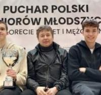 Od lewej floreciści Zjednoczonych: Tomasz Bartoszek, trener Przemysław Pawłowski i Stanisław Jurga Życie Pabianic