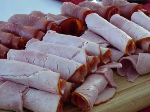 Czy mięso i wędliny z pabianickich targowisk są bezpieczne?
